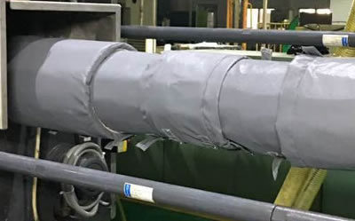 注塑機(jī)<a href=http://newlichen.cn/e/tags/?tagname=%E4%BF%9D%E6%B8%A9%E8%A1%A3 target=_blank class=infotextkey>保溫衣</a>的好處
