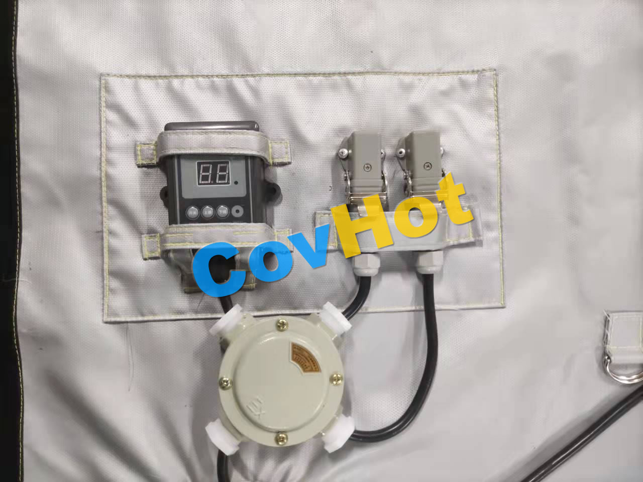 電伴熱<a href=http://newlichen.cn/e/tags/?tagname=%E4%BF%9D%E6%B8%A9%E5%A5%97 target=_blank class=infotextkey>保溫套</a>
